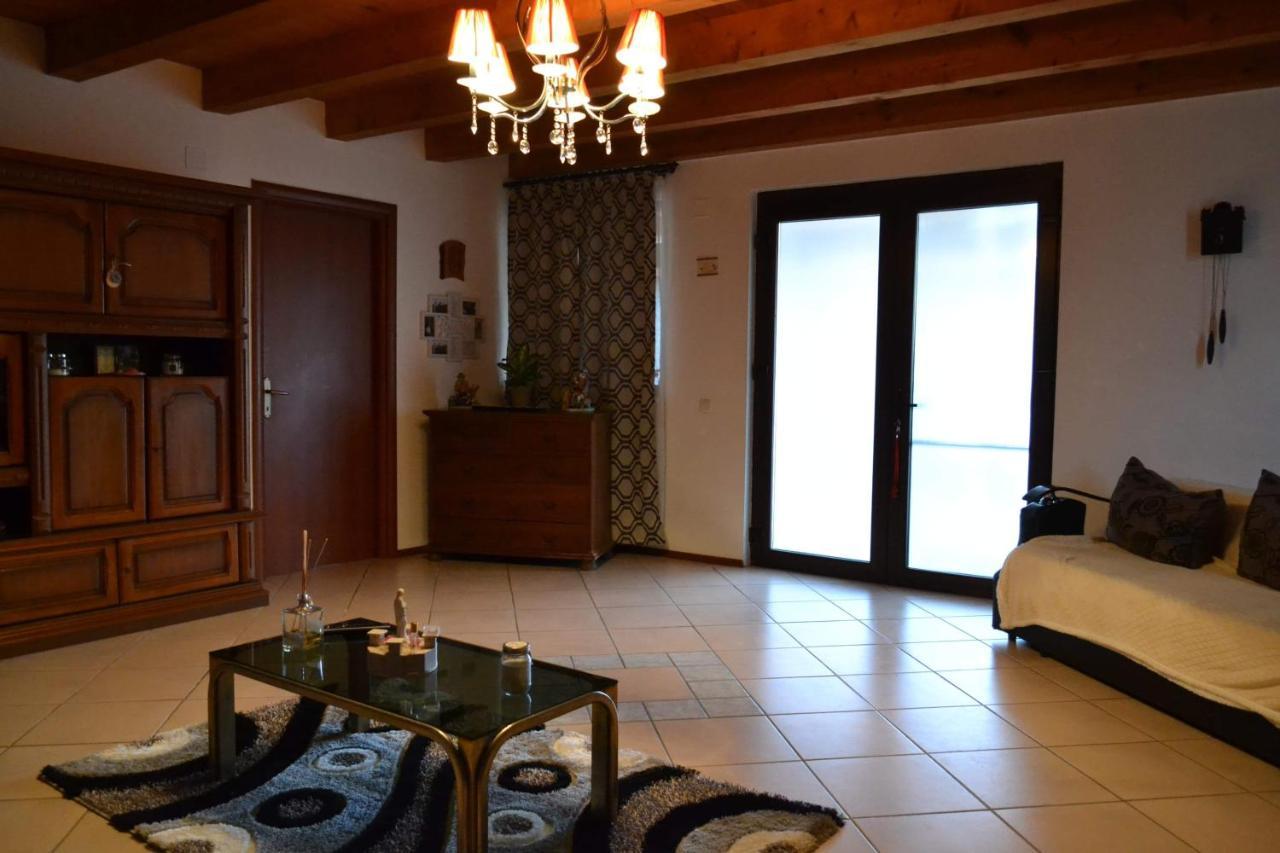Вилла Casa Ricciotti Tritenii de Jos Экстерьер фото