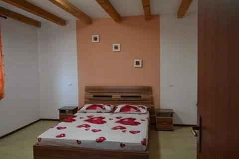 Вилла Casa Ricciotti Tritenii de Jos Экстерьер фото
